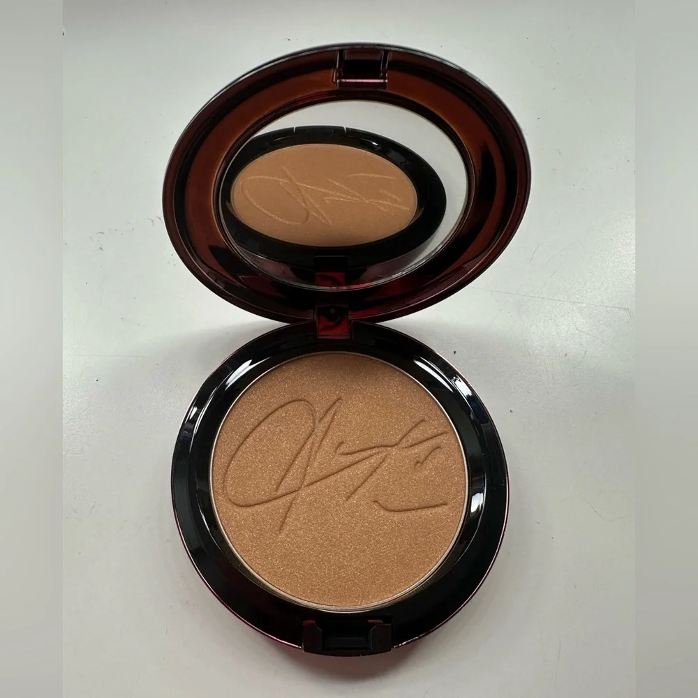Mac Aaliyah Bronzer